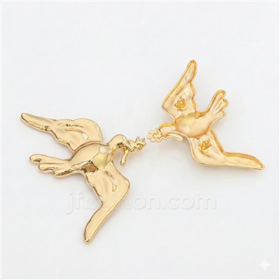 Guzik z gołębiem pokoju